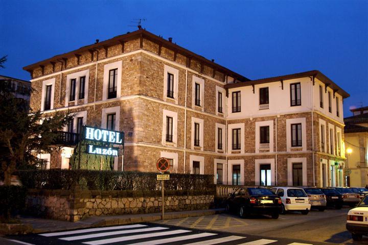 Hotel Luzon San Vicente De La Barquera Ngoại thất bức ảnh